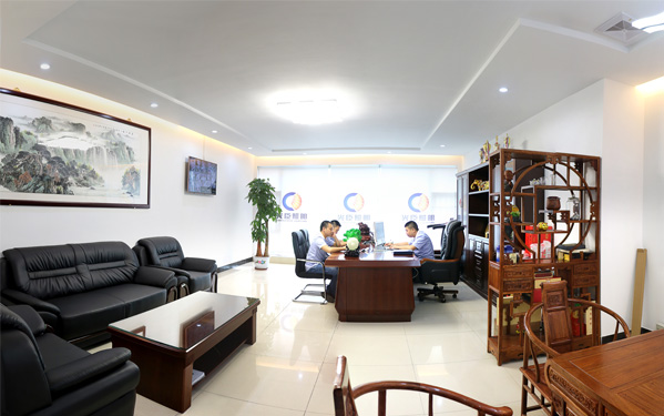 光臣照明總經理辦公室