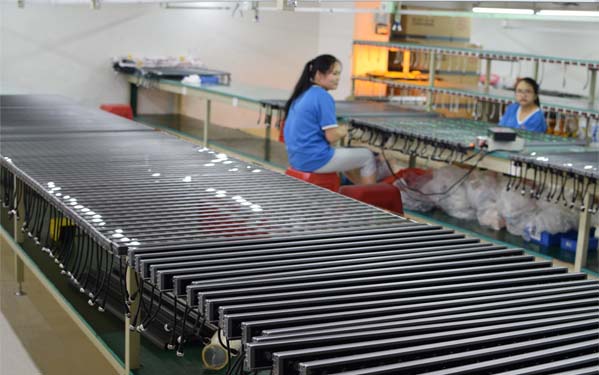 7045大功率洗墻生產圖