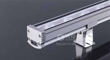 LED洗墻燈外殼對其散熱性、壽命及其他性能的影響