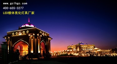 光臣LED護欄管廠家注重LED亮化工程環保節能概念