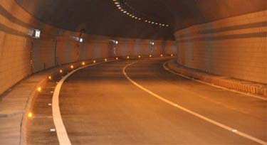 高速可以不設路燈,但是LED步道燈少不了!