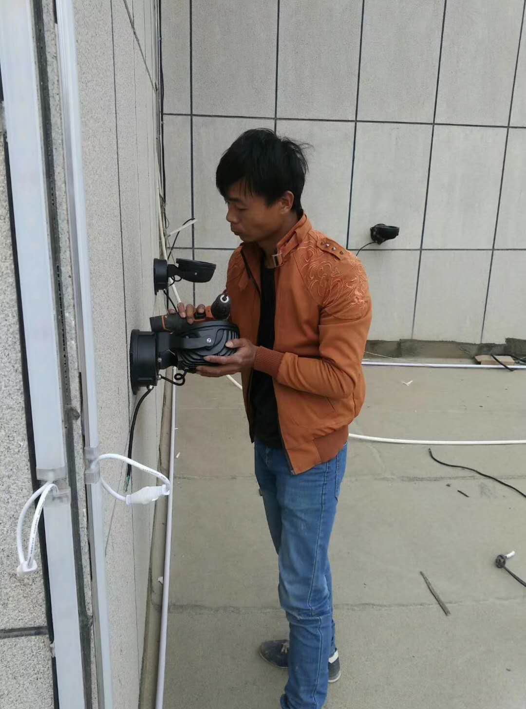 投射燈安裝 投射燈安裝