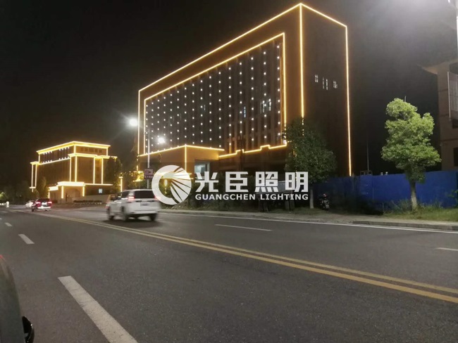 金黃光線條燈 金黃光線條燈