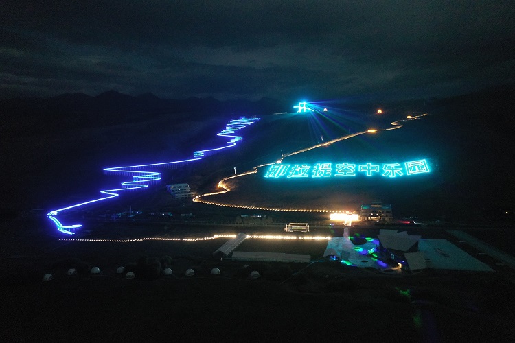 那拉提空中花園亮化 那拉提空中花園亮化